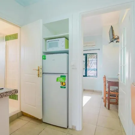 In With Sea Views Apartment