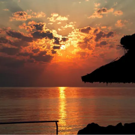 In With Sea Views * 바니체스