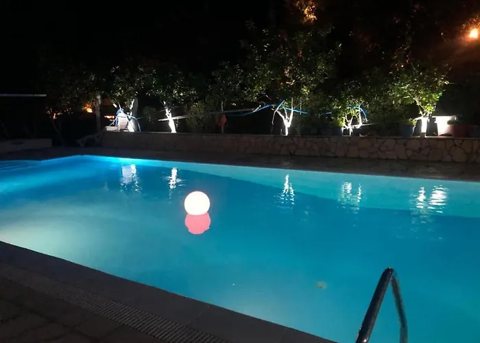 شقة In With Sea Views بينيتسيس